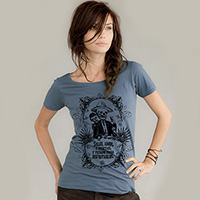 Calavera Couple Toasting Scoop Neck T-Shirt XL